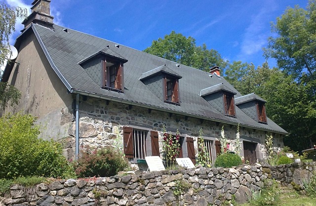 Old farmhouse restored warm decoration comfortable on a 3ha plot