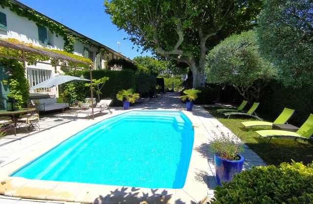 Old Mas in Provence with swimming pool