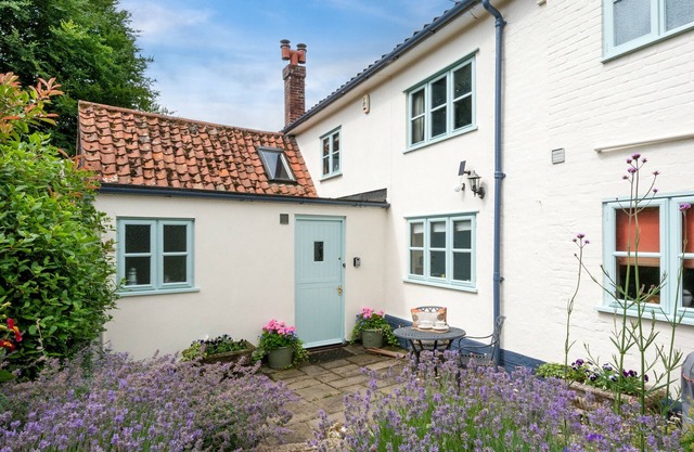 Old Post Office Cottage