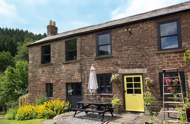 Old Tump House - Cottage With Views Of Forest Of Dean