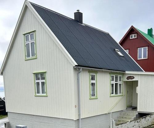 Older charming house in Nólsoy