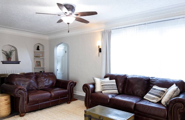 Olive Branch Cottage. Relax and rewind in this beautiful family oriented home.