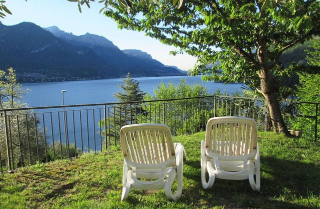 Oliveto Lario: detached house with a garden