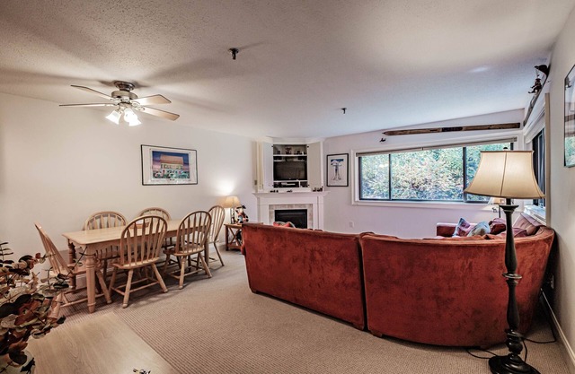 On Mountain two bedroom unit sleeping 6
