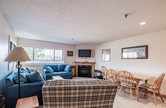 On Mountain two bedroom unit sleeping 6