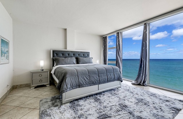 On the B.E.A.C.H-Ocean/Beach Front-Balcony- Renovated-Views from every window!