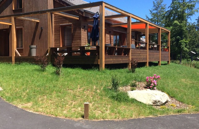 On the edge of the Chambon golf course, luxury rental for 6 people