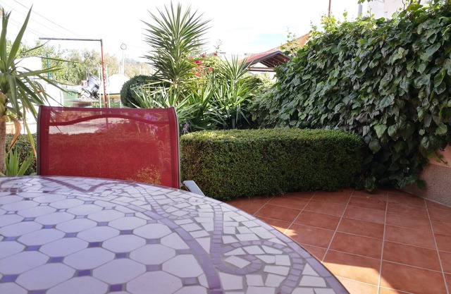 One bedroom apartment near beach Betina, Murter (A-16742-c)