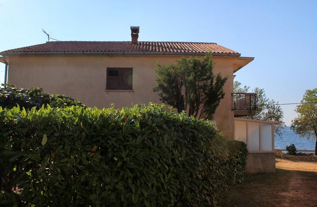 One bedroom apartment near beach Sveti Ivan, Umag (A-7002-a)