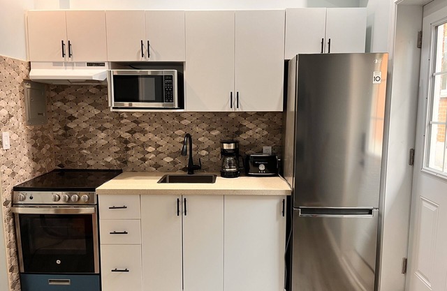 One bedroom apartment/suite