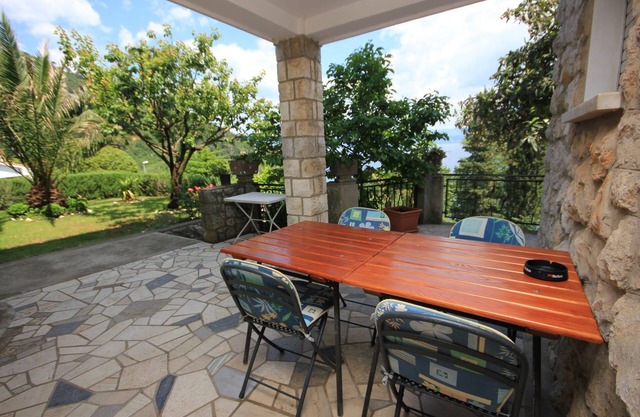 One bedroom apartment with terrace Medveja, Opatija (A-2305-b)