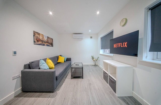 One Bedrooms Apartment at Ilford Luxury Apartments