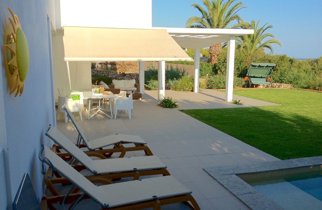One-family house garden, Pool, Garage, 3 bedrooms, Great luxury