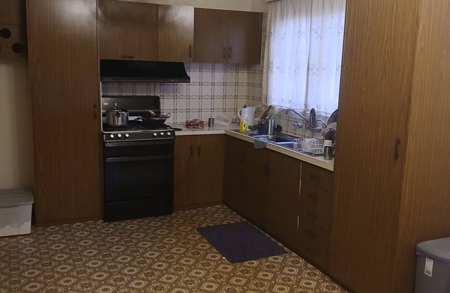One room,$190+bills,Single Girl,3bed room set,Indian ofamily living,