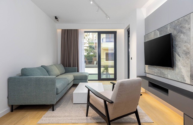 Onia Collection premium 1-bedroom apartment