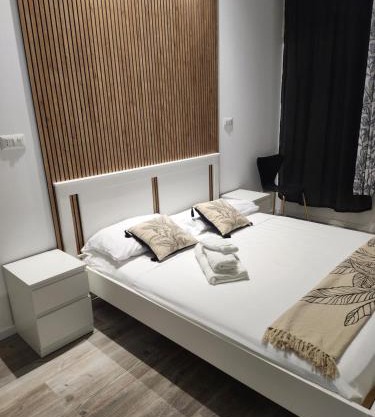 Orange boutique rooms