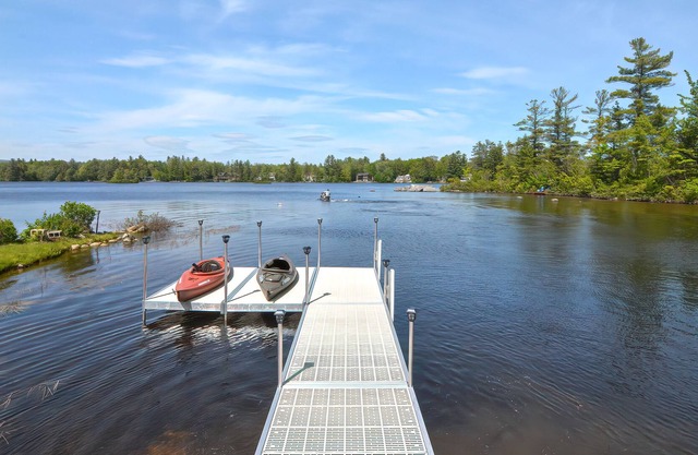 Orange Oasis! Lakefront Getaway w/Private Beach