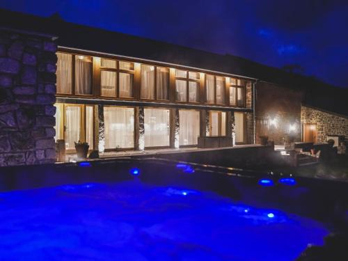 Orchard Barn