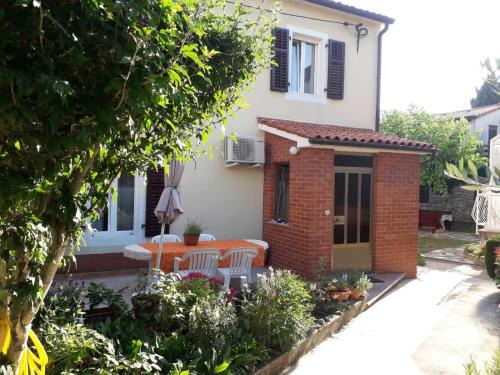 ORY Apartments