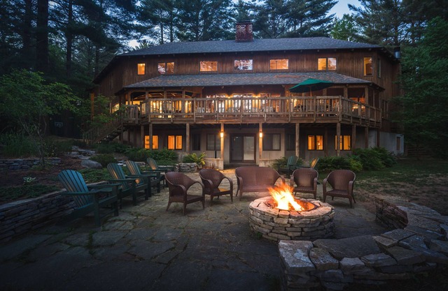 Otter Creek Lodge - Large Family Rental