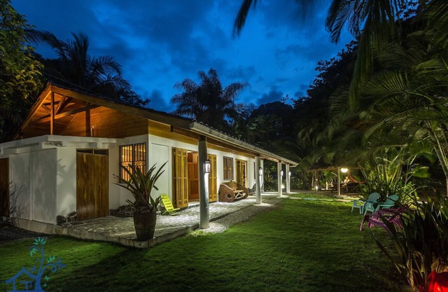 Our BEACHFRONT Bungalow in Punta Uva