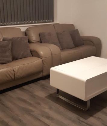 Our Guests Are Royal (OR)