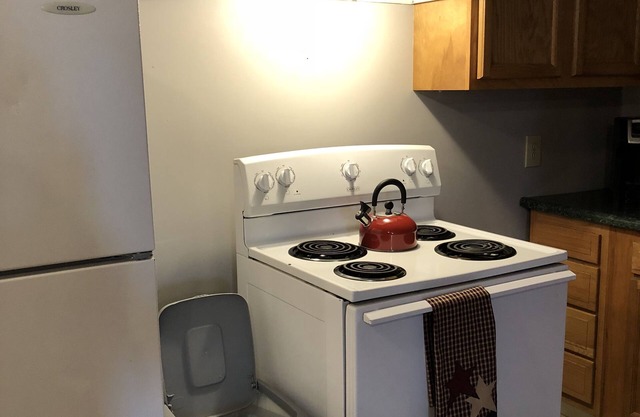 "our little Americana charm" No cleaning fee and no Taxes all include.