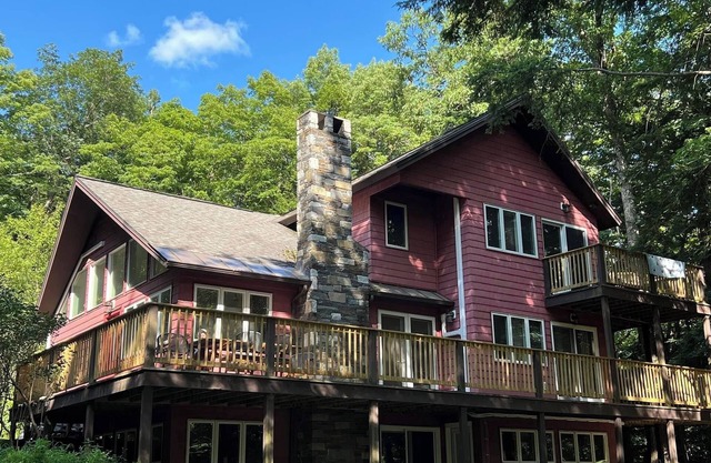 Our Quechee Escape: Spacious 5 - bedroom home in breathtaking central Vermont