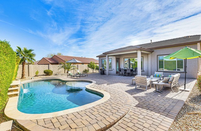 Outdoor Oasis in Goodyear: Stay & Play!
