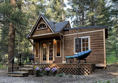 Owl Creek Cabin Mountain Getaway near Ashland, Oregon