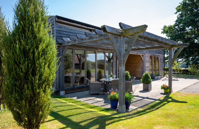 Owl House - One Bedroom House, Sleeps 2