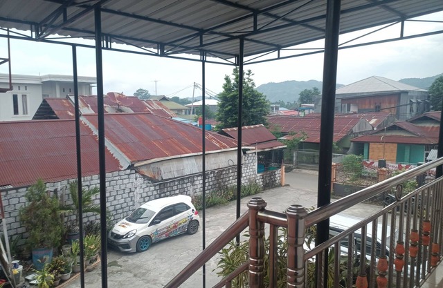 OYO 93332 Kharis Home Stay