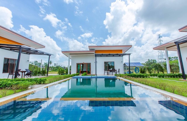 Ozone Resort & Pool Villa