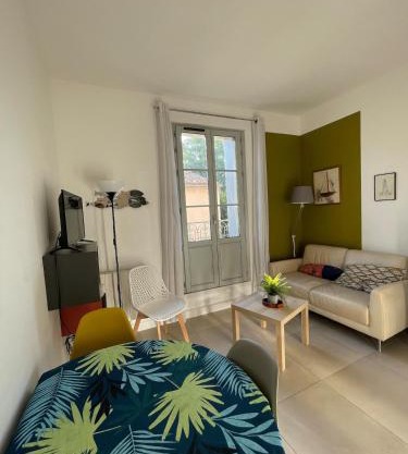 P3, 2 bedrooms, quiet, Montpellier city center