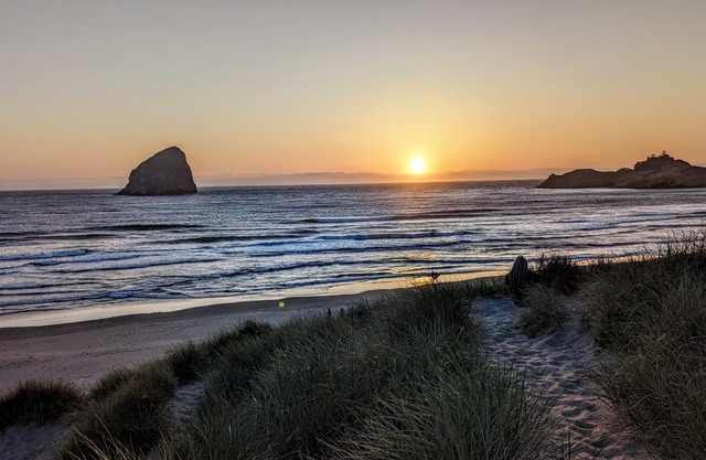 Pacific City- Shorepine Village- Boardwalk to the Beach, no shoes required