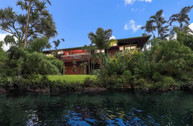 Paddle to the Beach from a Private Family Retreat-A/C-Central to Hanalei & Ke'e