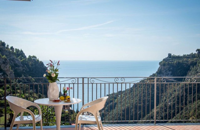 Palazzo San Giovanni Resort, 10 charming apartments on the Amalfi Coast