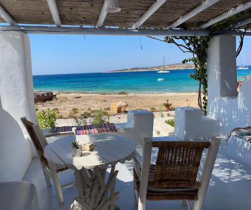 Palio Karnagio Παλιό Καρνάγιο