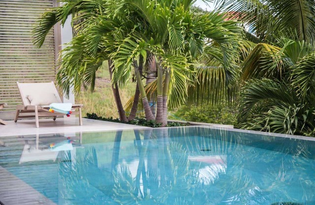 PALM - a private setting in the hills above the Grand Cul de Sac lagoon