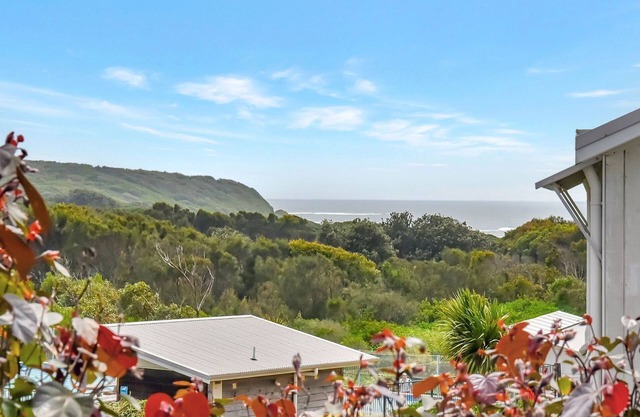 Palm Breeze at Caves Beach Villas sleeps 5