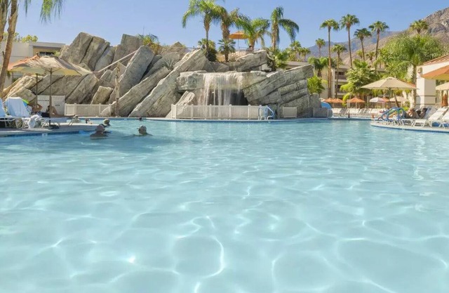 PALM CANYON RESORT #2n