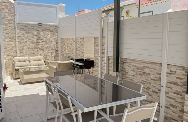 Pambnb - House next to the Beach, Terrace, Fiber Wi-Fi, BBQ