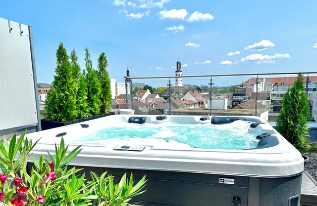 Panorama Penthouse Whirlpool Apartment, 6 persons, barrier-free, SmartTv, WLAN