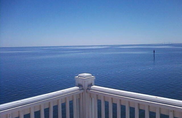 Panoramic Waterfront Views