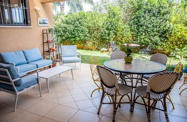 PARADISE HOUSE - SPACIOUS AND SERENE