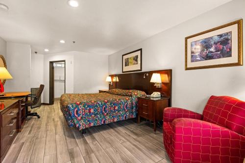 Paradise Lodge - Canoga Park, Los Angeles