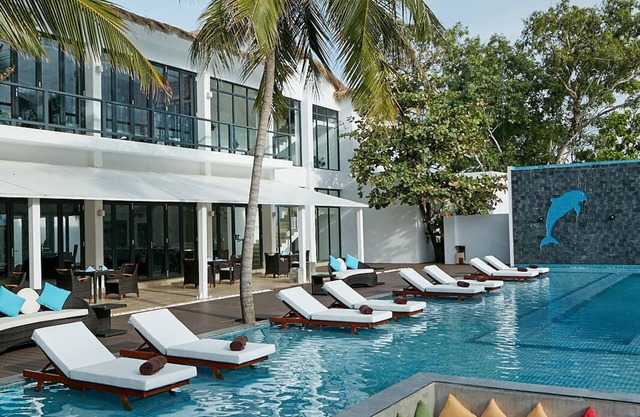 Paradise Trinco Beach