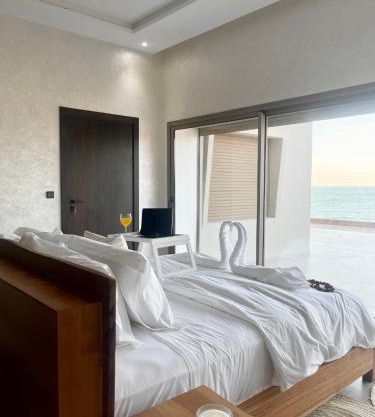 Paradisiac and luxurious villa with private beach in Dakhla