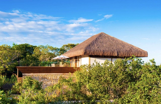 Paradisiacal house of 320m2 in the environmental reserve of strongly Beach divide 12x!