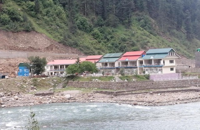 Parhena Cottages Bella Naran